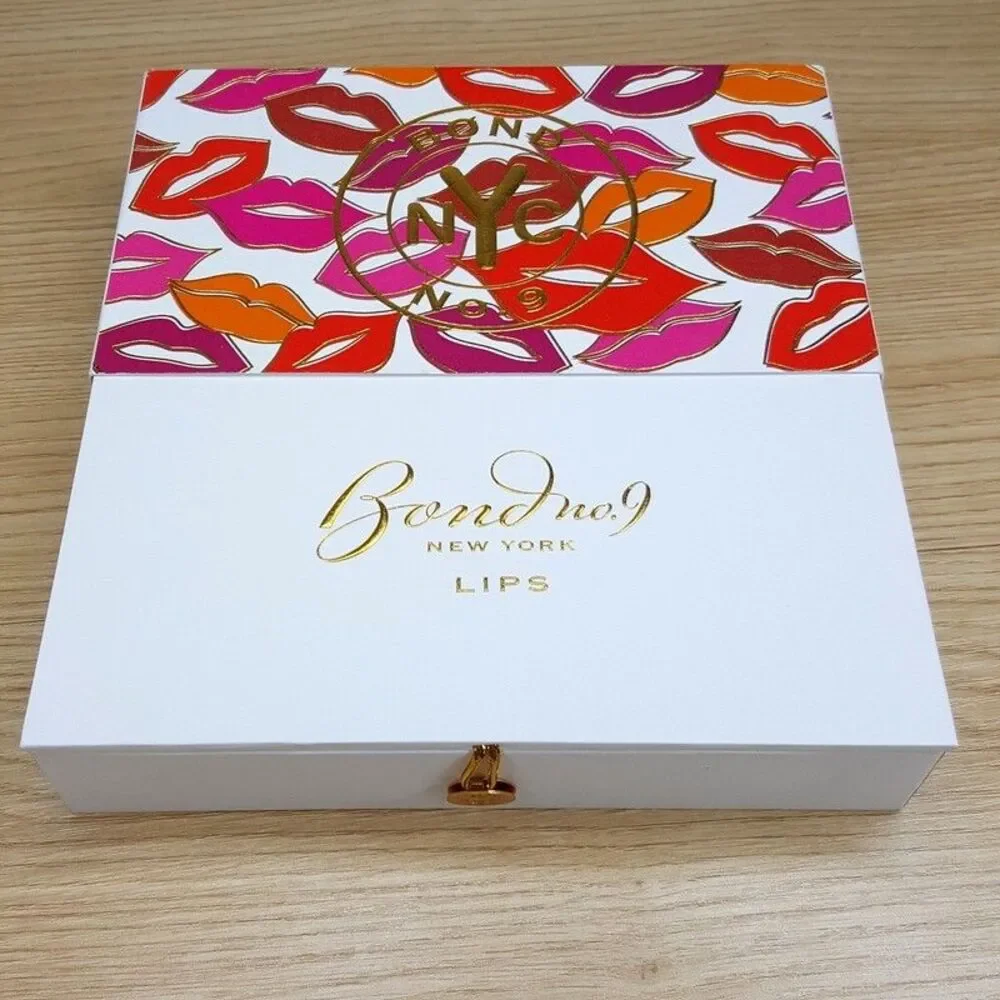 Bond No 9 New York NOLITA Refillable 2 Piece Lipstick Set Gold Case $130
